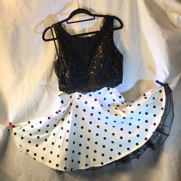 Jodi Kristopher fashion polka dots skirt & top set